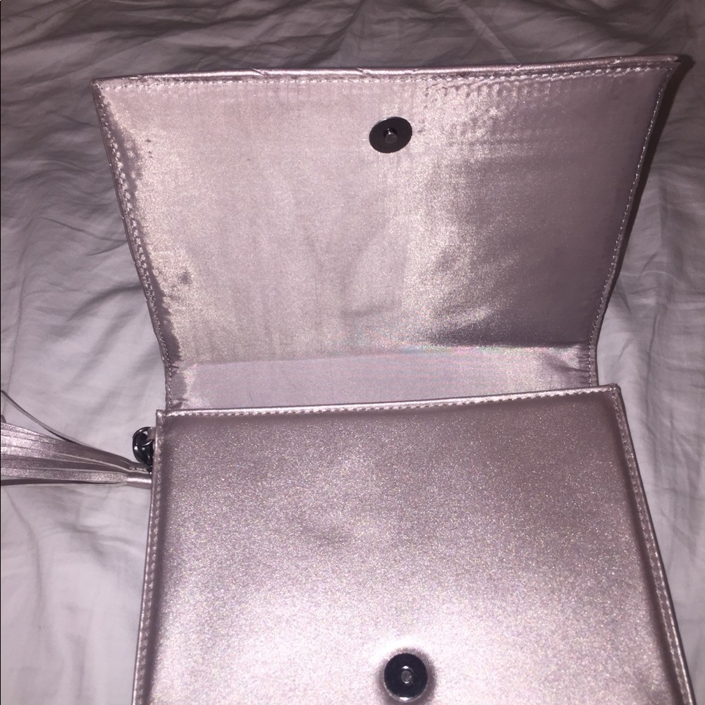 Purse - Picture 2 of 2